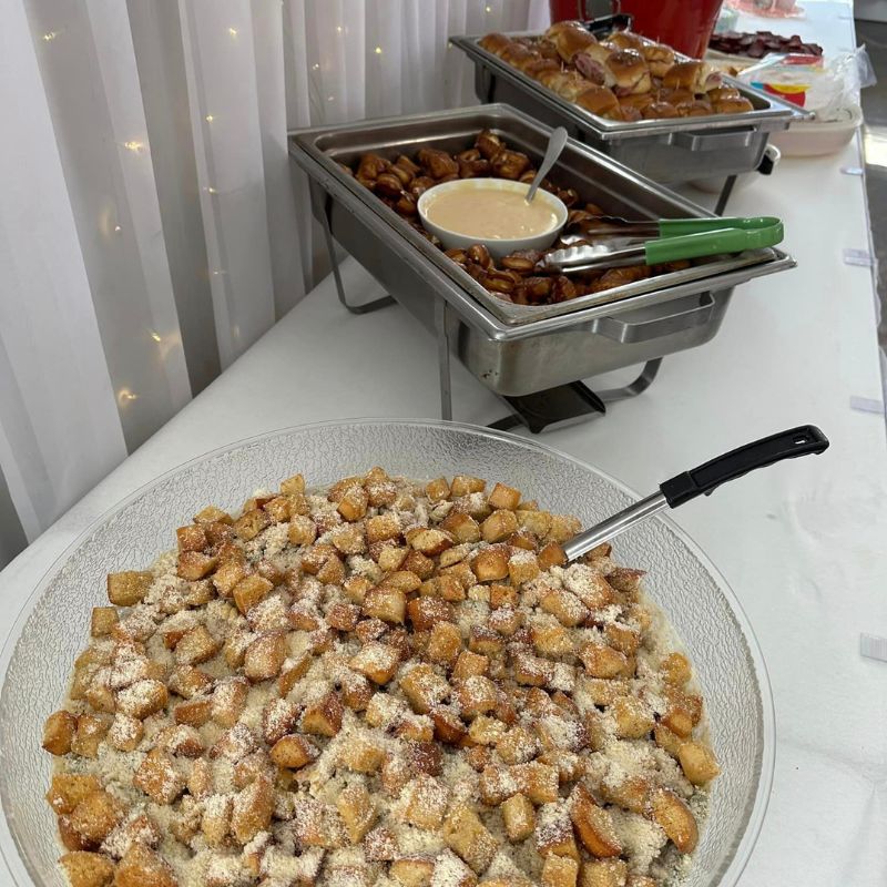 salad and pretzel bites catering image